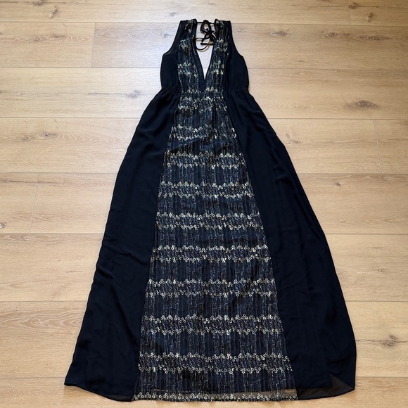 BCBGeneration Dresses & Skirts - BCBG Black & Gold Plunging Vneck Maxi Dress